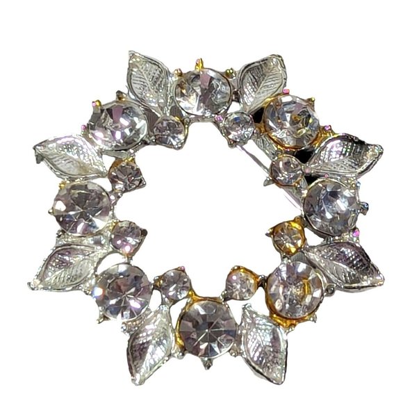 Wreath Silver Gold Tone Leaves Rhinestone Brooch Pin Clip 2-inch Diameter Vintag - Picture 1 of 4